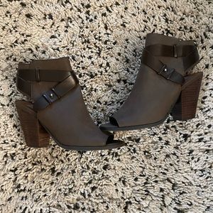 Dolce vita Shoes